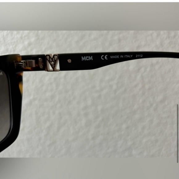 MCM Sunglasses - excellent condition - Picture 7 of 16